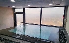 Wj Hotel Pool House